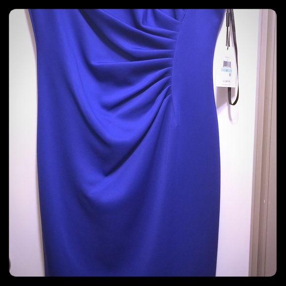 Dress - Picture 1 of 2